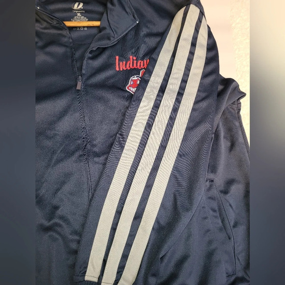 Cleveland Indians Lightweight Jacket Size X Large MLB Baseball Stripes - Picture 3 of 7